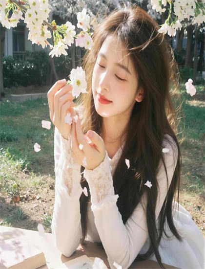 《儿媳的谎言闪耀的婆婆》欣赏指南：如何分析多层次的人物关系 获得更深感悟