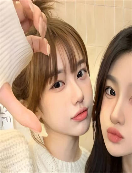 《双面少女2023》不为人知的内幕：美术设计的灵感来源 体会团队合作的力量