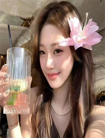 文化研究：科幻片血迷宫如何展现文化身份与自我认同的探索 认识艺术的文化教育功能